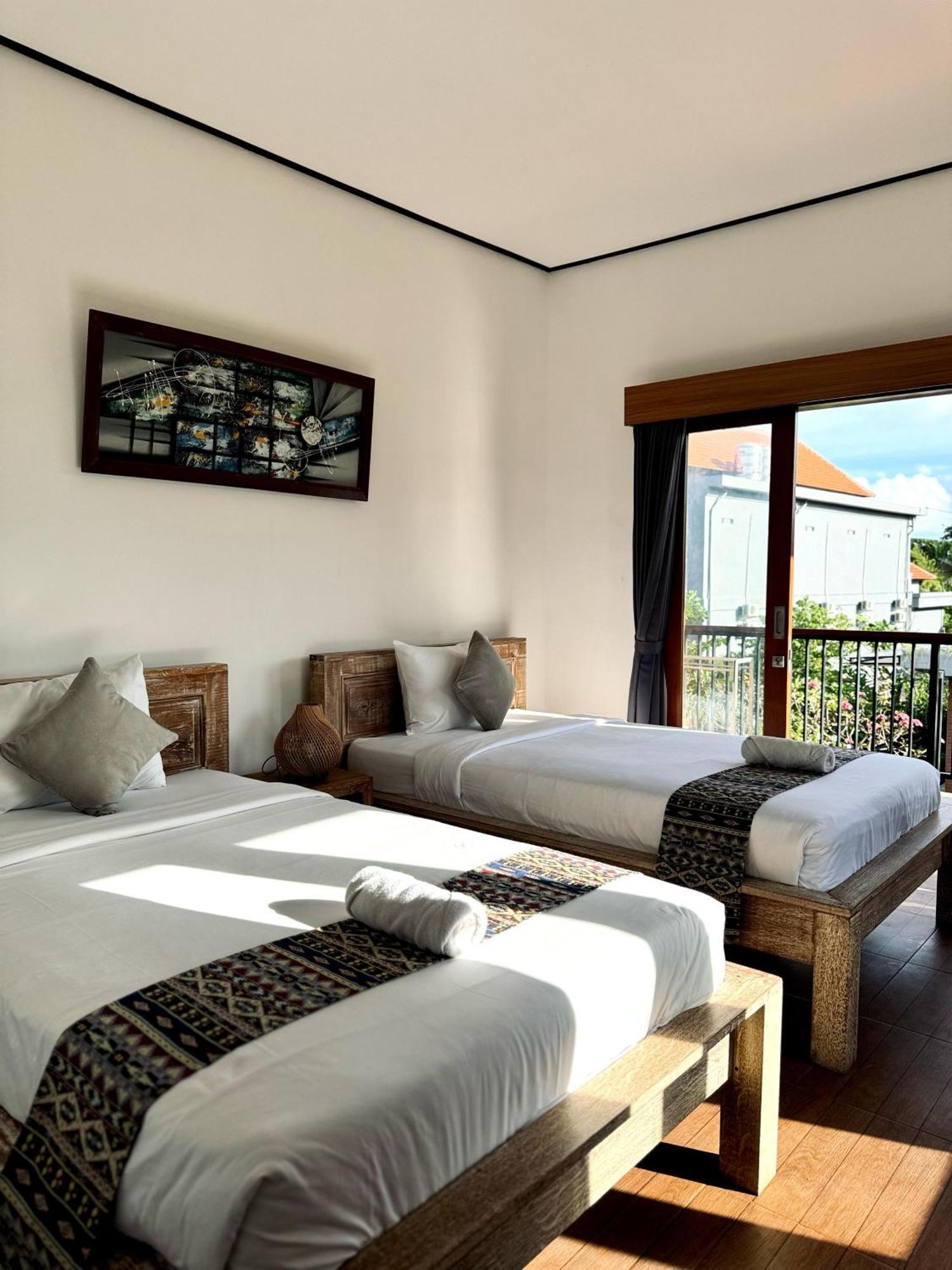 Putu Homestay Canggu Esterno foto