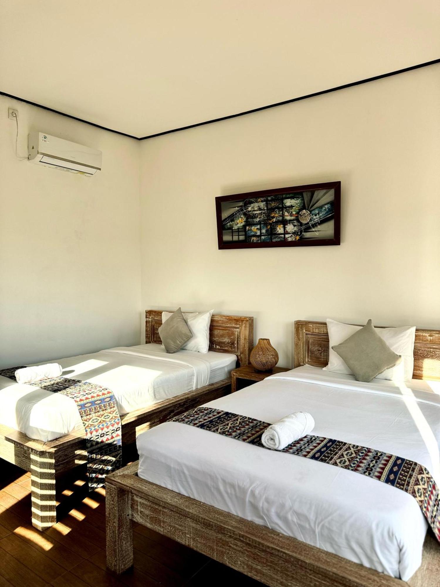 Putu Homestay Canggu Esterno foto